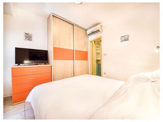 Apartment Povlja  15