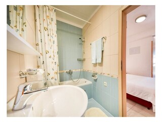 Apartment Povlja  18