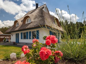 Ferienhaus Forsthaus - Fuhlendorf - image1