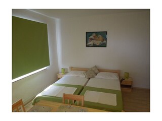 Apartment Martinscica  8