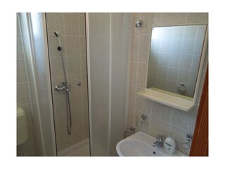 Apartment Martinscica  9