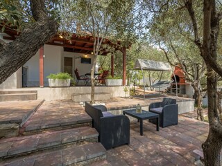 Holiday house Stari Grad  14