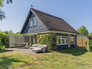 Das Ferienhaus mit sonnigem, umzäunten Garten