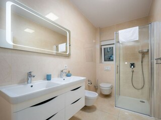 Villa Brodarica Caratteristiche 13