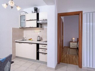 Apartment Vrboska Features 16
