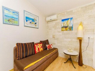 Apartment Okrug Gornji Features 10