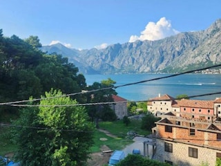 Vakantiehuis Kotor Buitenaudio-opname 17