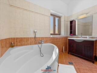 Villa Režanci Características 36