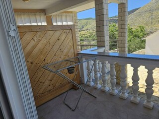 Appartement Grebastica Buitenaudio-opname 5