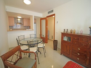 Apartment Roses Features 11