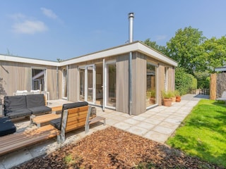 Das Ferienhaus mit sonnigem, umzäunten Garten