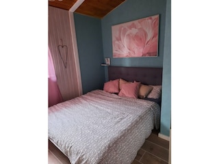 Schlafzummer 1 UnserGüsterHaus