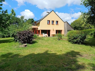 Ferienhaus Ambon Außenaufnahme 3