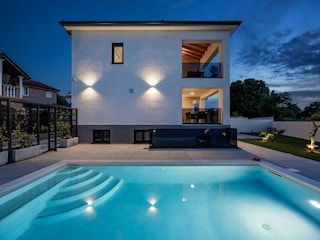 Haus, Schwimmbad