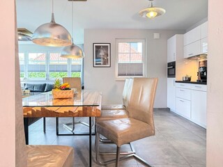 Küche und Essbereich