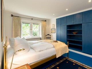 Doppelschlafzimmer (180x200 cm)