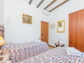 Villa Sencelles Features 33