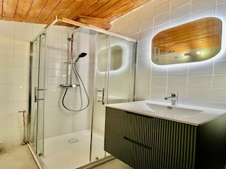 Apartment Uvernet-Fours Features 4