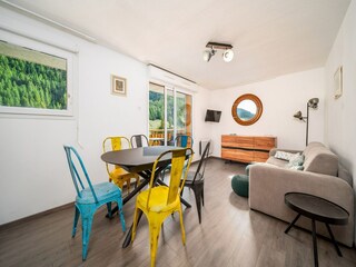 Apartment Uvernet-Fours Ausstattung 3