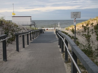 Neuer, behindertengerechter Strandzugang