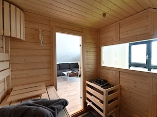 Sauna mit Panoramafenster