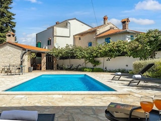 Ferienhaus Režanci Außenaufnahme 13