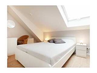 Papillon Whg. 9/7, Silbermöwe - Blick in das Schlafzimmer (oben links) 2.TV