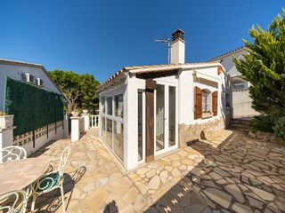 Villa L'Escala Buitenaudio-opname 8