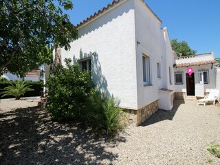 Villa Empuriabrava Buitenaudio-opname 9