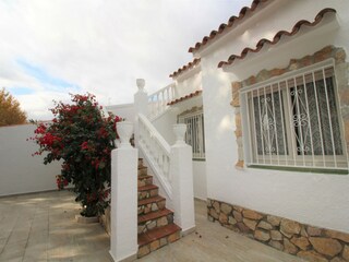 Villa Empuriabrava Buitenaudio-opname 10