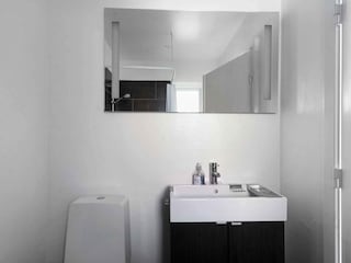 Holiday house Svaneke  19