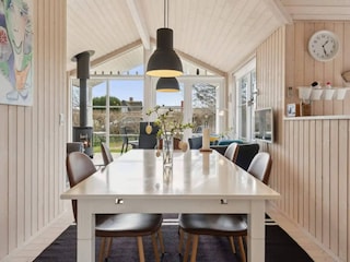 Holiday house Høll  18