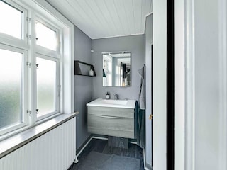 Holiday house Svaneke  23