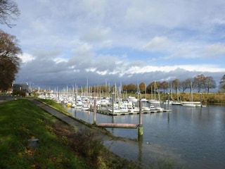 Ferienpark Saint-Pierre-des-Jonquieres Umgebung 26
