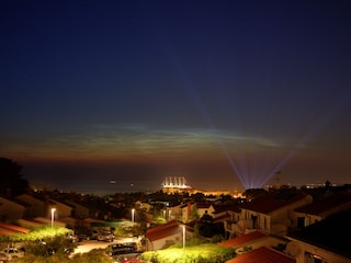 Blick über Porec bei Nacht