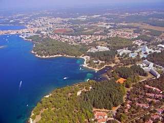 Lage von Fewo C zur Stadt Porec und Strand Brulo