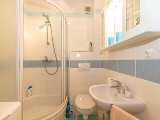 Bathroom with Washingmaschine