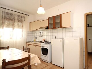 Apartment Ugljan (Ort)  12