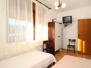 Apartment Ugljan (Ort)  17