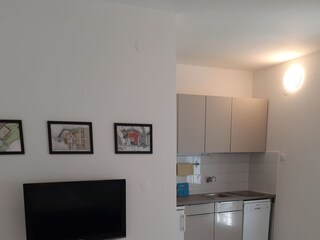 Apartment Okrug Gornji  17