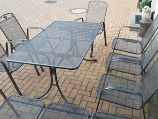 Sitzecke im Hof für alle Feriengäste