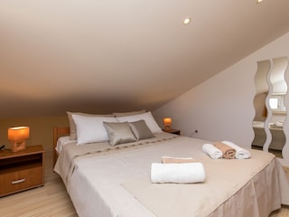 Apartment Mali Maj  13