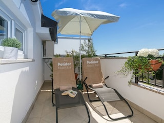 Apartment Mali Maj  18