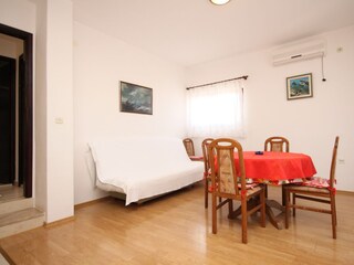 Apartment Razanj  13