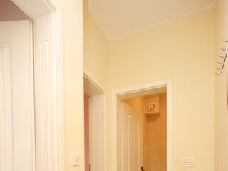 Apartment Okrug Gornji  17