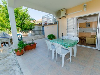 Apartment Okrug Gornji  19