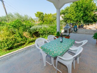 Apartment Okrug Gornji  21