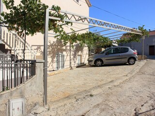 Apartment Okrug Gornji  9