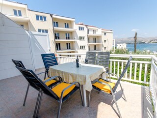 Apartment Okrug Gornji  22