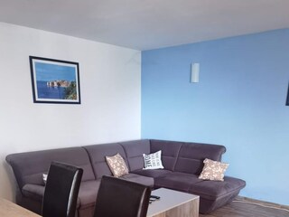 Apartment Zavalatica  12